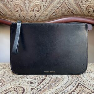 Mansur Gavriel Black Tanned Italian Leather Clutch Wristlet Smooth Sleek